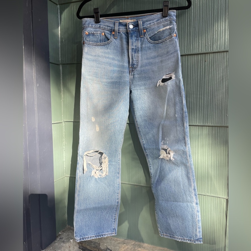 Levi’s Wedgie Jeans - Straight Leg - High Waist